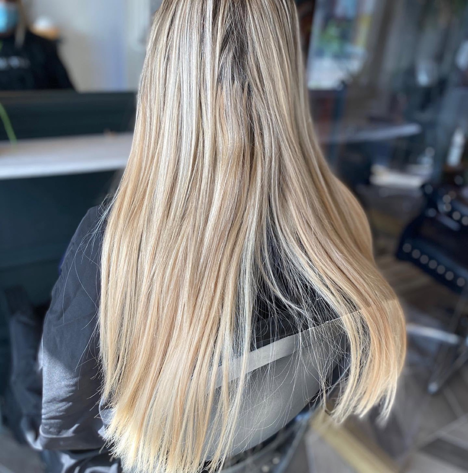 Hair extensions fitted at Meraki